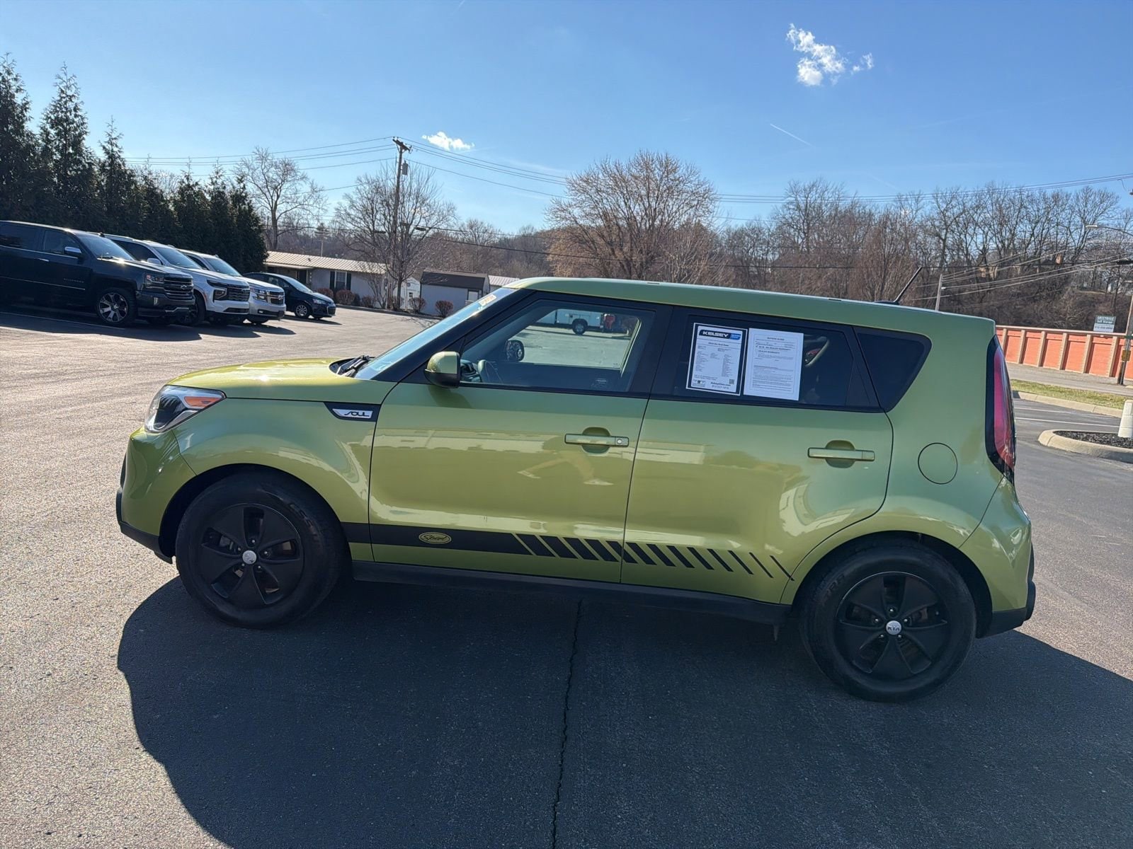Used 2016 Kia Soul Base with VIN KNDJN2A23G7836016 for sale in Greendale, IN