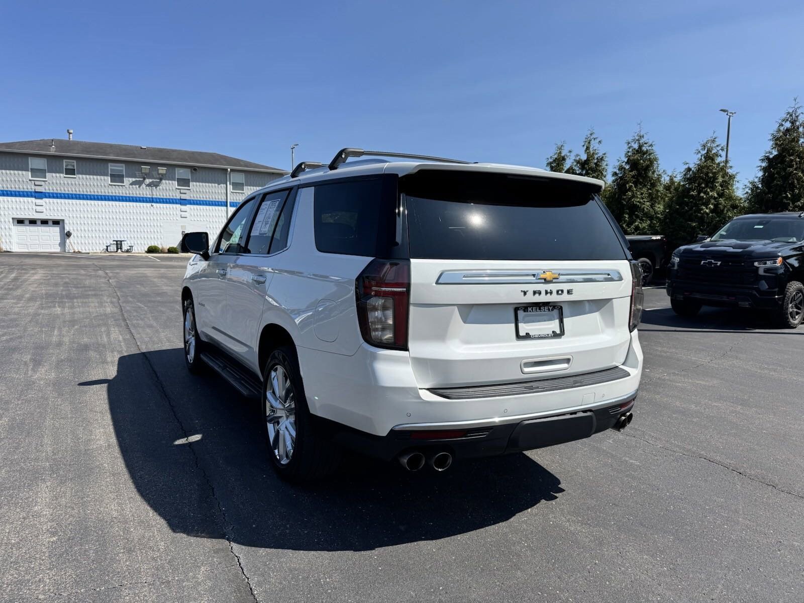 2021 Chevrolet Tahoe High Country photo 3