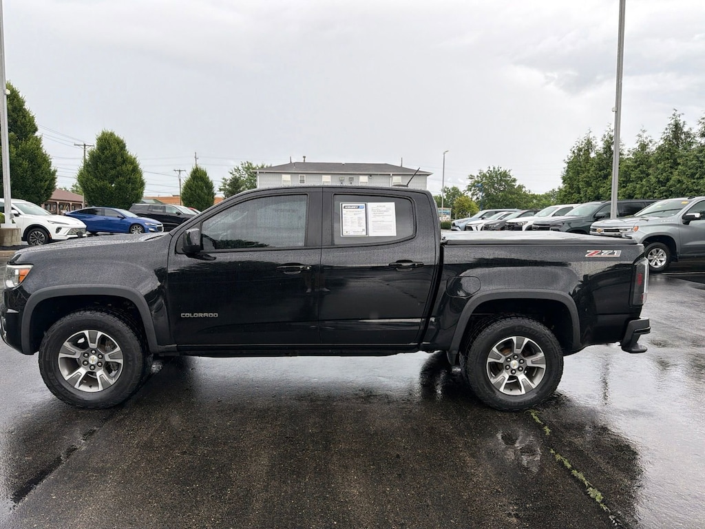 Used 2017 Chevrolet Colorado 4WD Z71 Truck Crew Cab