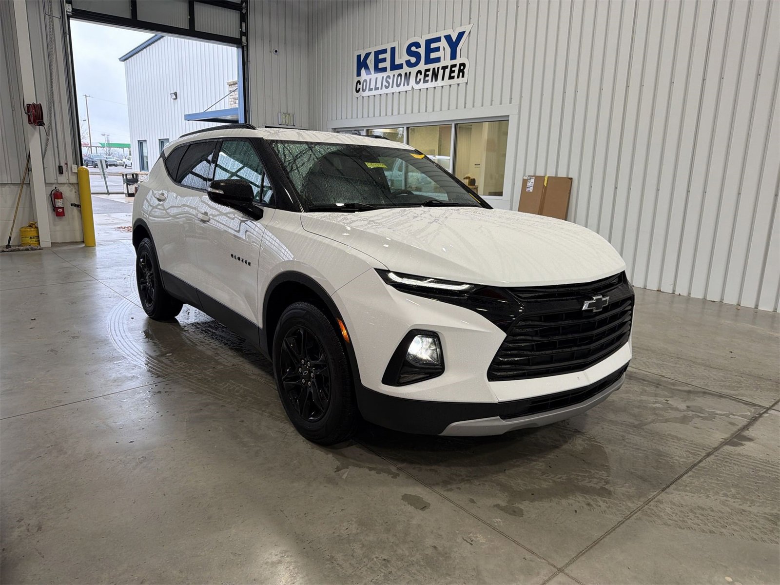 2022 Chevrolet Blazer 2LT photo 2