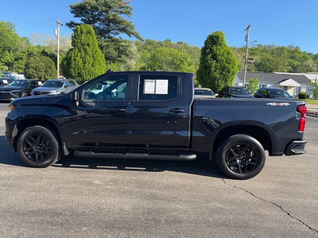 Used 2023 Chevrolet Silverado 1500 RST Truck Crew Cab