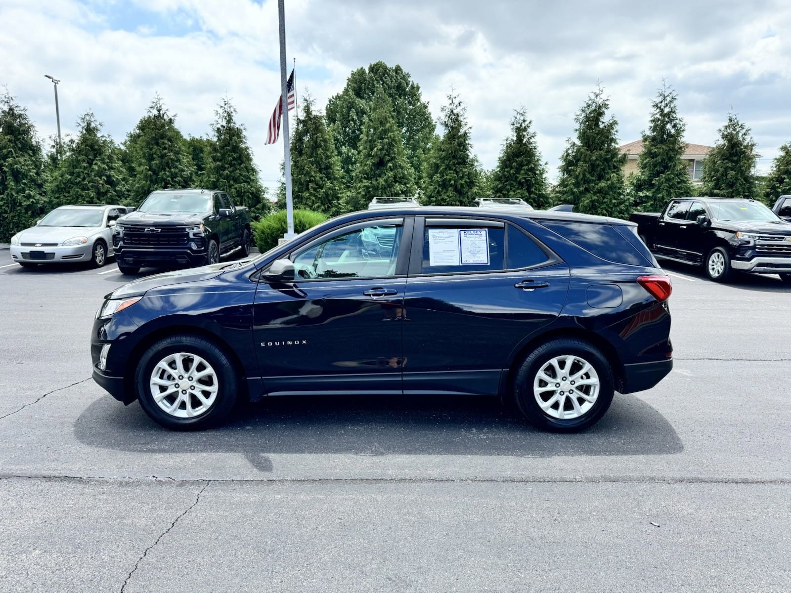 Used 2020 Chevrolet Equinox LS with VIN 2GNAXHEV0L6112030 for sale in Greendale, IN