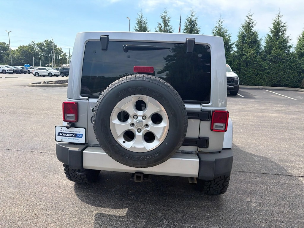 Used 2013 Jeep Wrangler Unlimited Sahara SUV