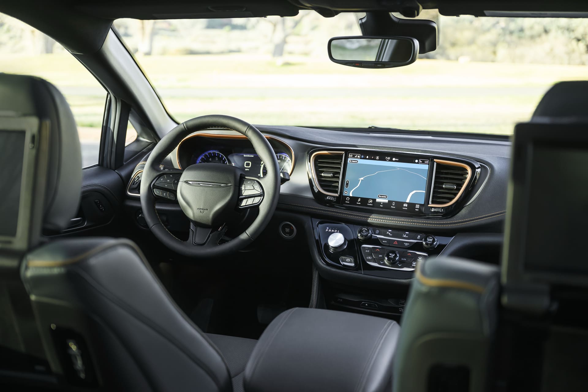2027 Chrysler Pacifica technology and infotainment