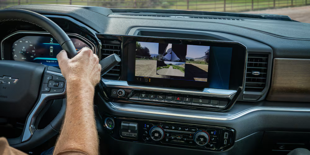 2027 Chevrolet Silverado HD infotainment and trailering technology