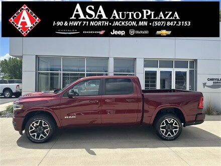 2025 Ram 1500 LARAMIE CREW CAB 4X4 5'7 BOX Pickup