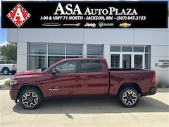 2025 Ram 1500 LARAMIE CREW CAB 4X4 5'7 BOX Pickup