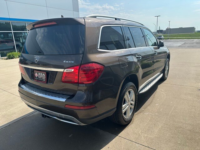 2016 Mercedes Benz GL 450 photo 3