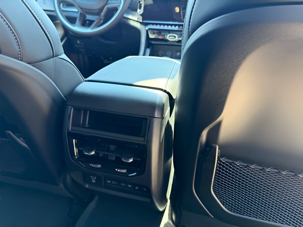 2026 Jeep Grand Cherokee Limited Reserve - Photo 13