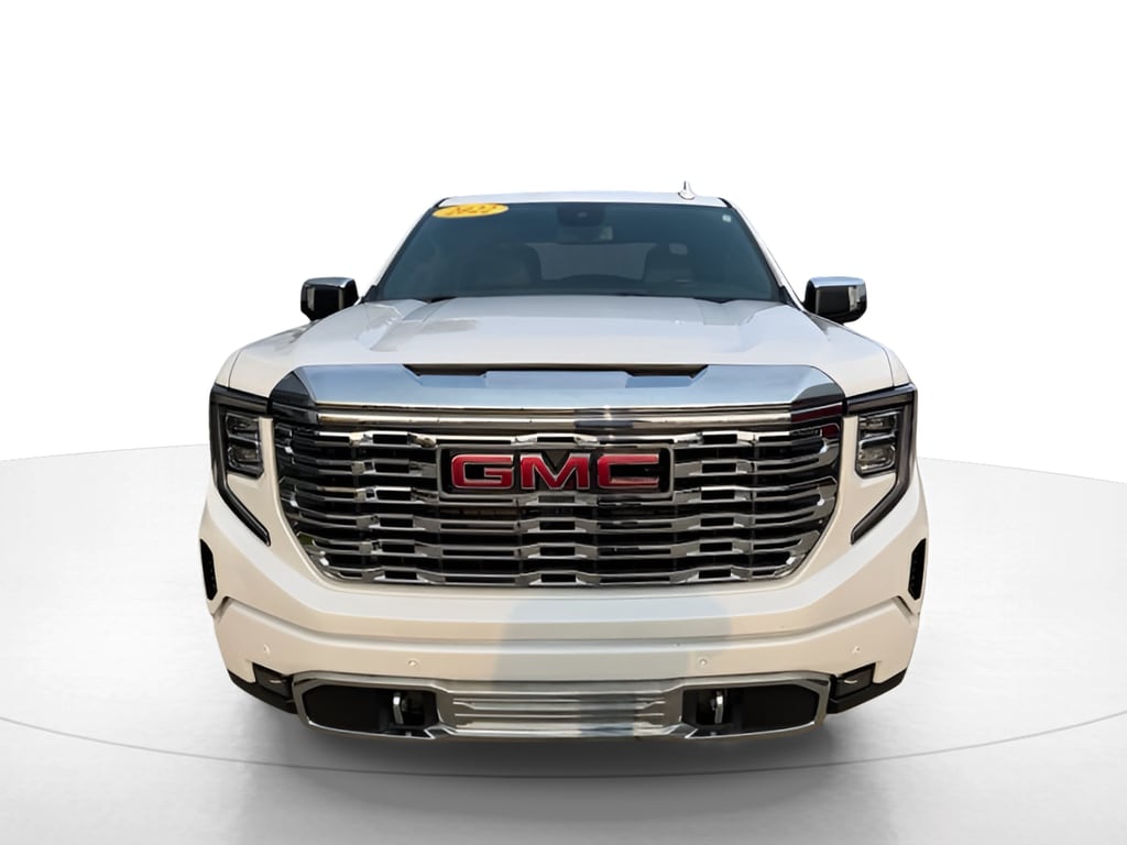 Used 2022 GMC Sierra 1500 Denali Denali with VIN 3GTUUGEL8NG666656 for sale in Jackson, Minnesota