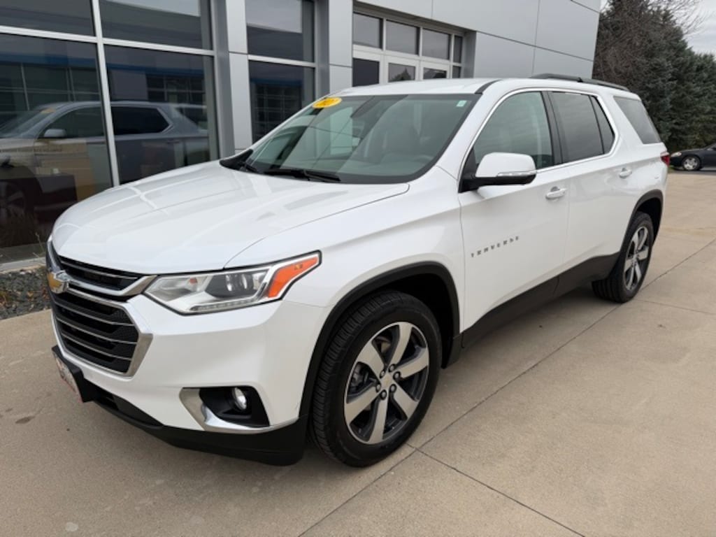 Used 2021 Chevrolet Traverse LT Leather SUV