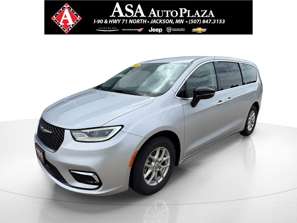 2024 Chrysler Pacifica