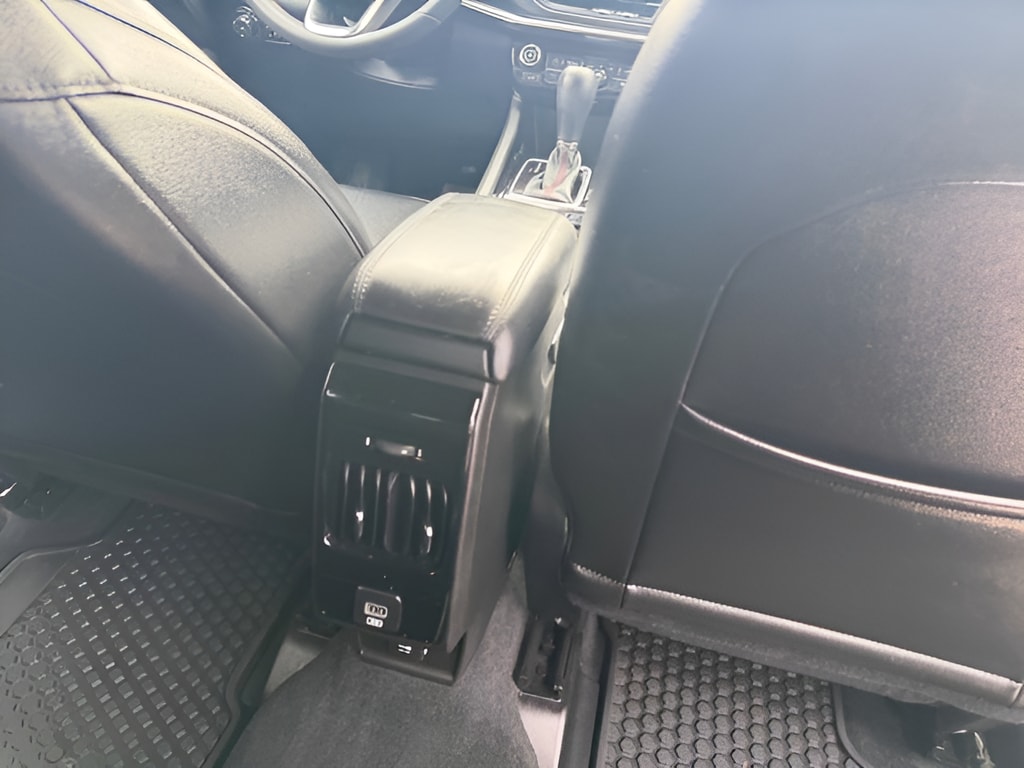 2025 Jeep Compass Trailhawk - Photo 13
