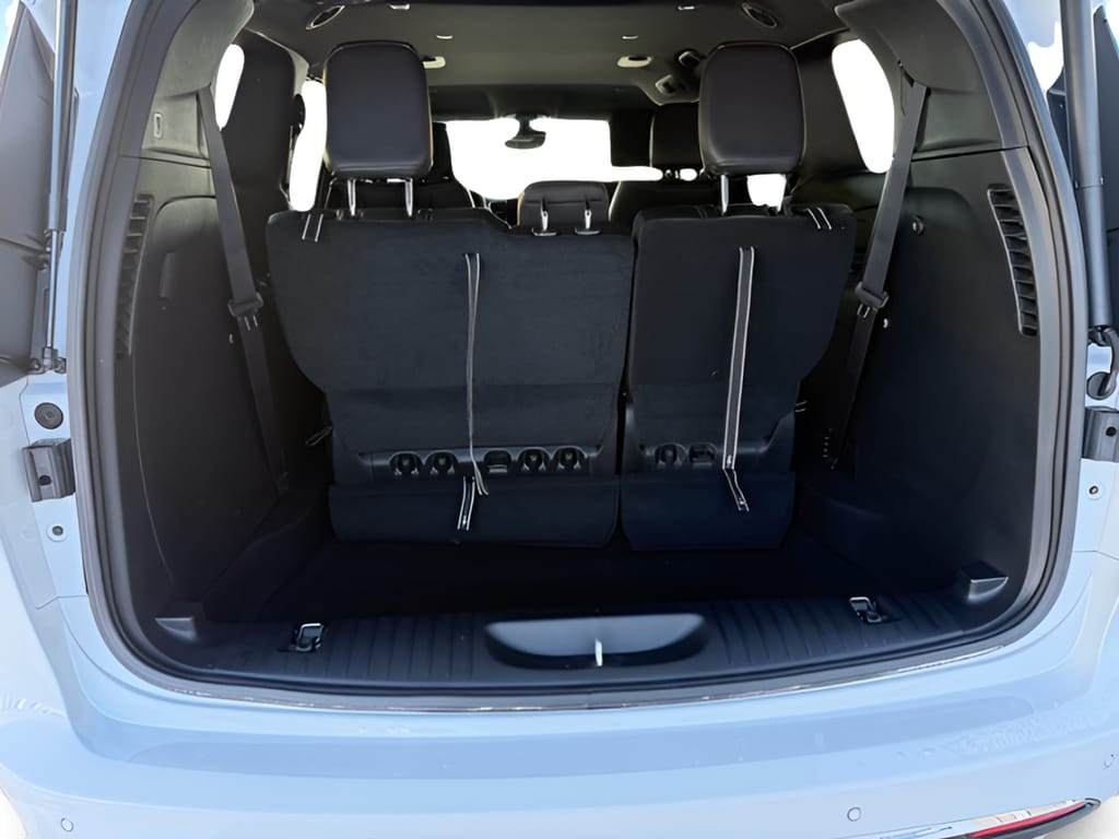 2026 Chrysler Pacifica Select - Photo 10