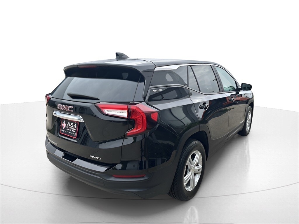 2024 Gmc Terrain SLE photo 4