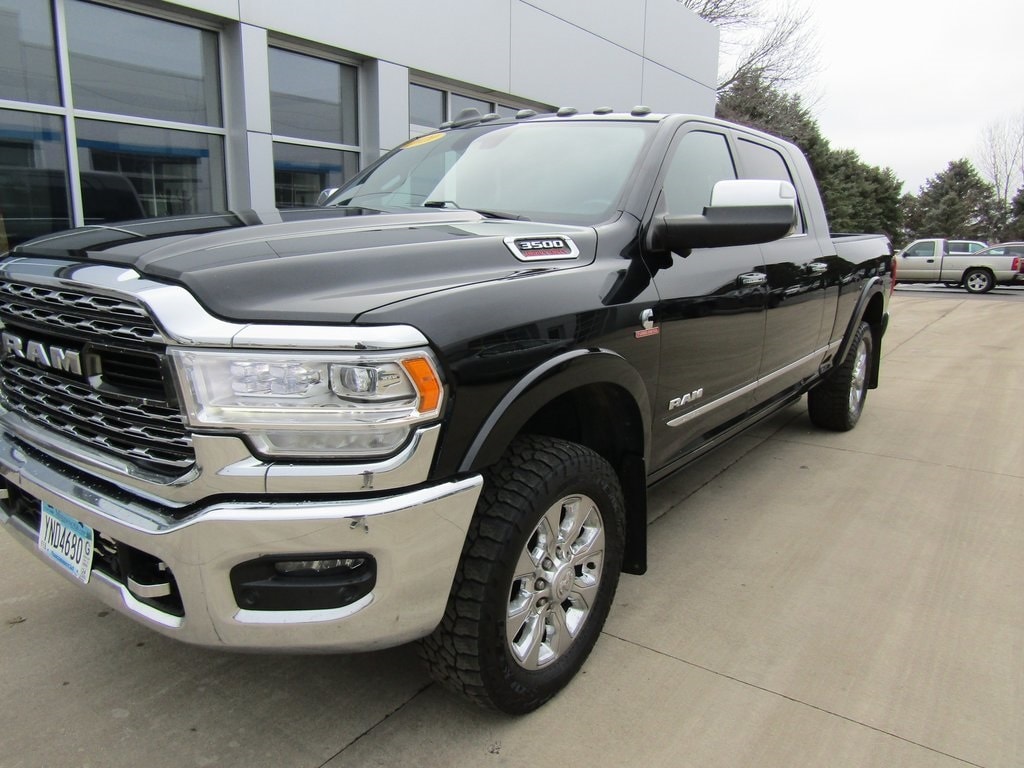 Used 2020 RAM Ram 3500 Pickup Limited with VIN 3C63R3PL5LG122588 for sale in Jackson, MN