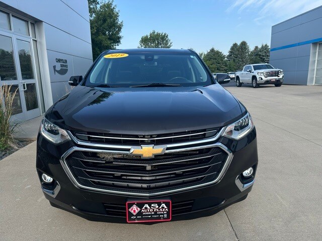 2019 Chevrolet Traverse Premier photo 3