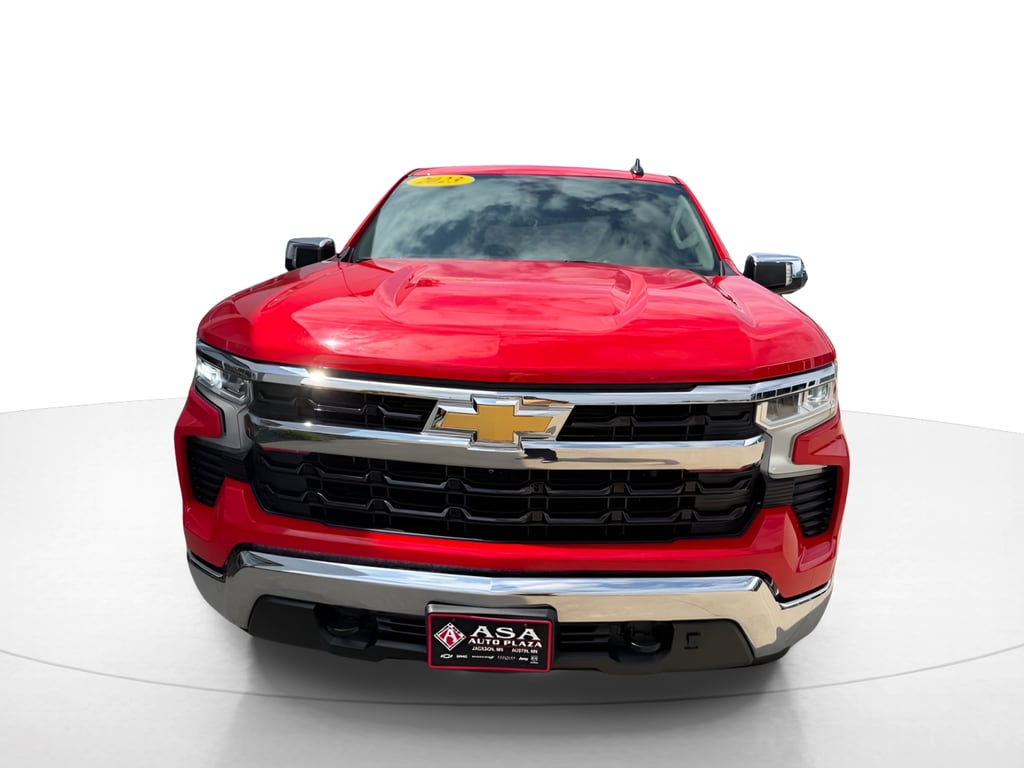 Used 2023 Chevrolet Silverado 1500 LT with VIN 2GCUDDED2P1148433 for sale in Jackson, Minnesota