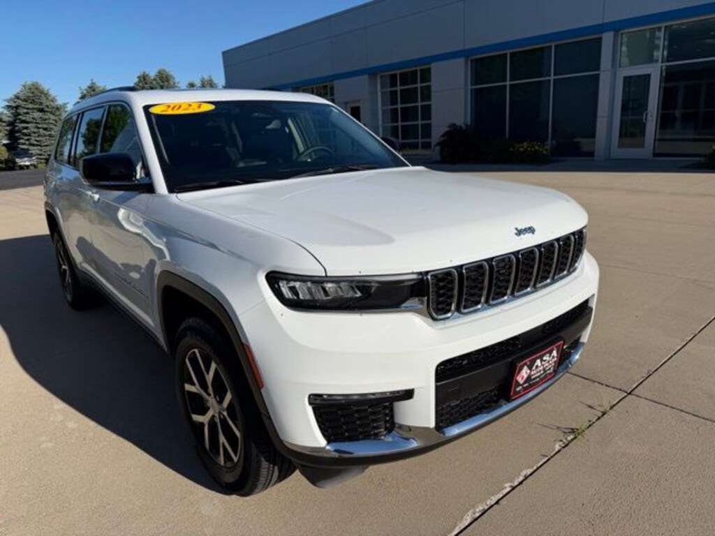 Used 2023 Jeep Grand Cherokee L Limited SUV