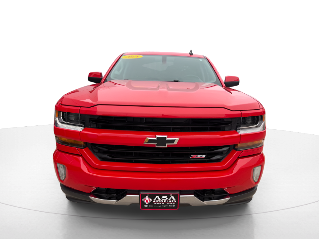 Used 2018 Chevrolet Silverado 1500 LT Z71 with VIN 3GCUKREC6JG433662 for sale in Jackson, Minnesota