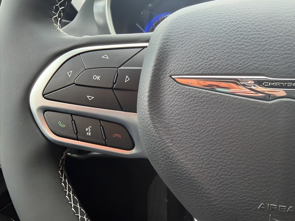 2026 Chrysler Pacifica Select - Photo 29