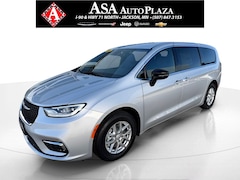 2026 Chrysler Pacifica SELECT Passenger Van