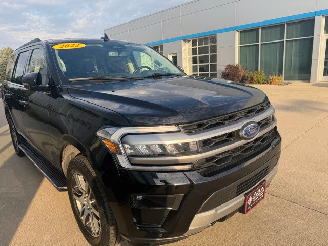2022 Ford Expedition XLT photo 4