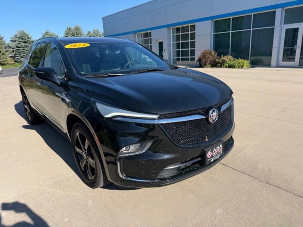 Used 2024 Buick Enclave Essence SUV