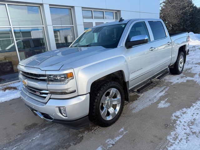 Used 2018 Chevrolet Silverado 1500 LTZ Z71 with VIN 3GCUKSEC1JG169807 for sale in Jackson, Minnesota