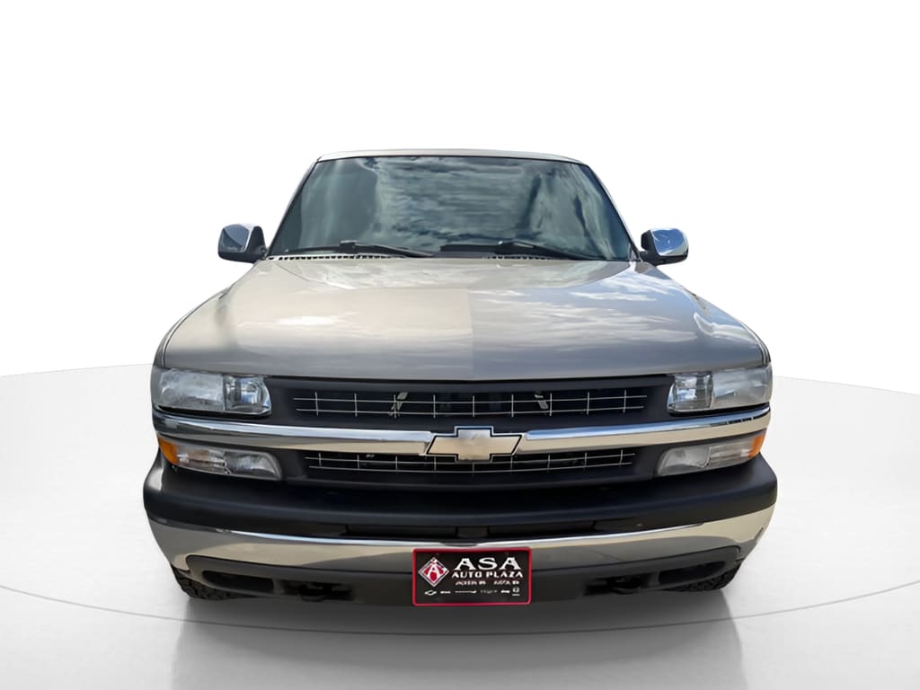Used 2001 Chevrolet Silverado LS with VIN 1GCGK13UX1F141539 for sale in Jackson, Minnesota