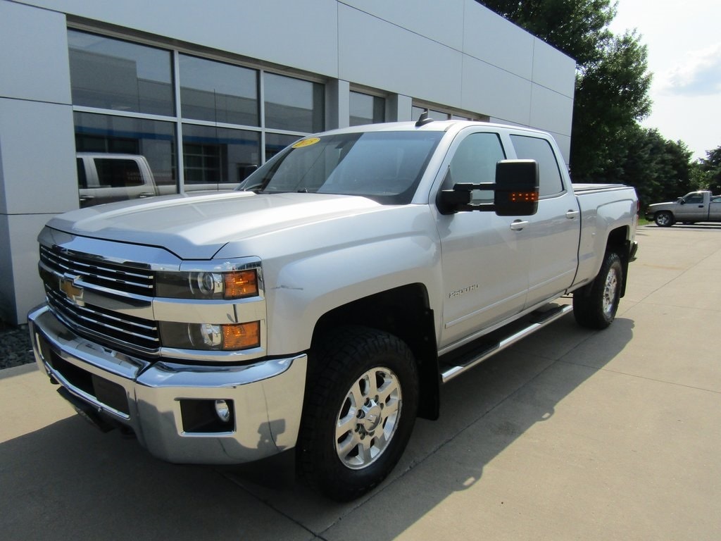 Used 2015 Chevrolet Silverado 2500HD LT with VIN 1GC1KVEG6FF624084 for sale in Jackson, Minnesota