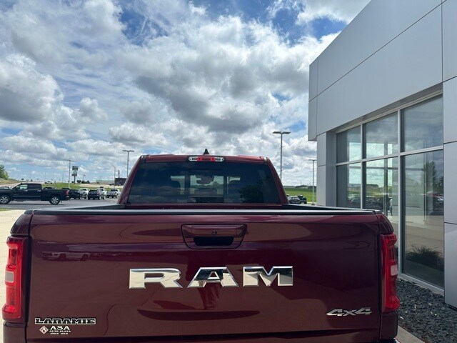 2025 Ram 1500 Laramie photo 4