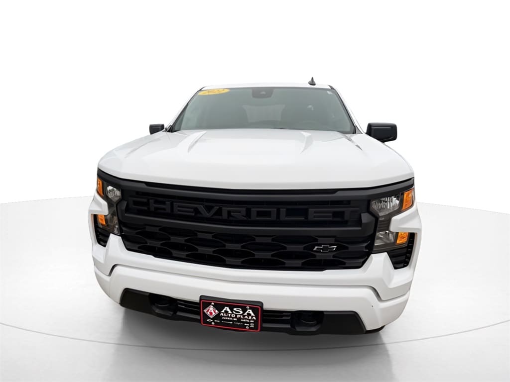 Used 2022 Chevrolet Silverado 1500 Custom with VIN 3GCPDBEK0NG642455 for sale in Jackson, Minnesota