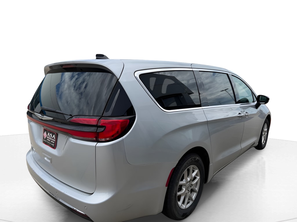 Used 2024 Chrysler Pacifica Touring L Van Passenger Van