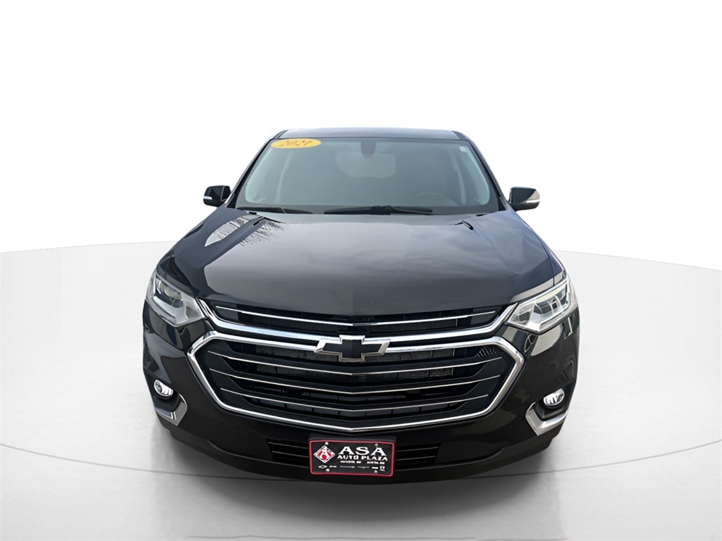 Used 2021 Chevrolet Traverse 1LT with VIN 1GNEVGKWXMJ237684 for sale in Jackson, Minnesota