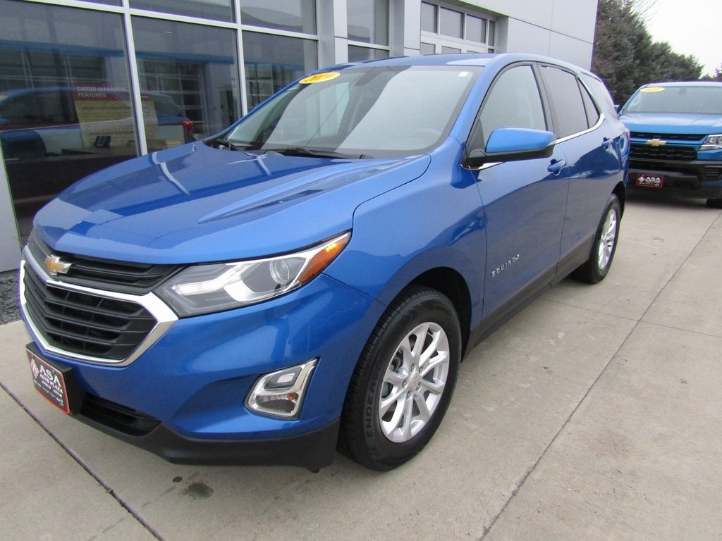 Used 2019 Chevrolet Equinox LT with VIN 3GNAXUEV6KS542816 for sale in Austin, Minnesota