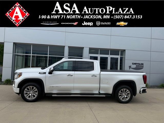 2021 GMC Sierra 4WD Crew Cab Short Box Denali's photo