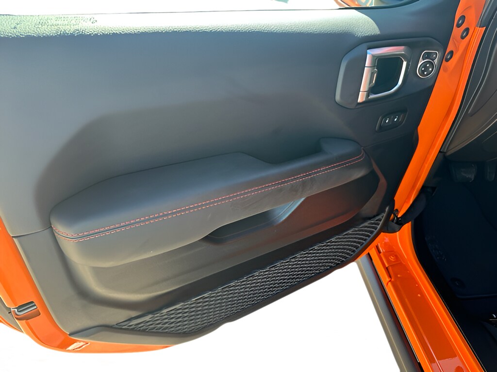 2025 Jeep Wrangler 4-Door Rubicon - Photo 20