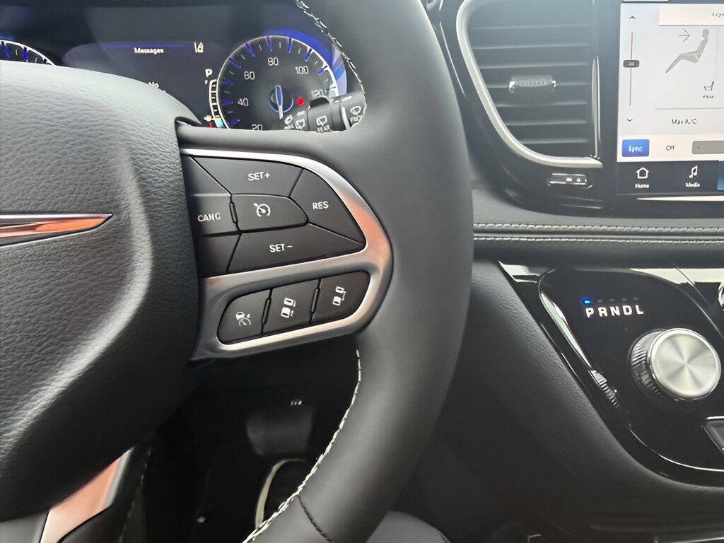 2026 Chrysler Pacifica Select - Photo 28