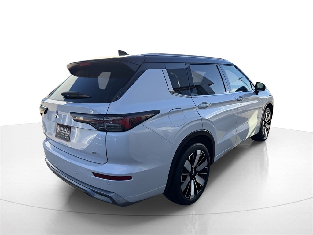 Used 2025 Mitsubishi Outlander SEL SUV