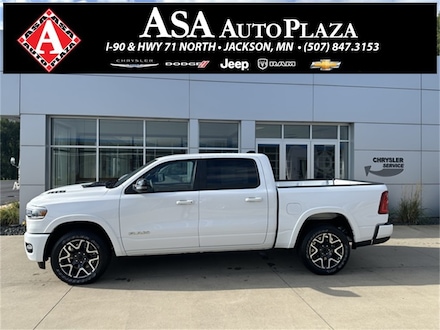 2026 Ram 1500 LARAMIE CREW CAB 4X4 5'7 BOX Pickup