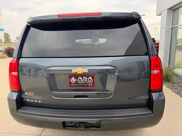 2019 Chevrolet Tahoe LT photo 3