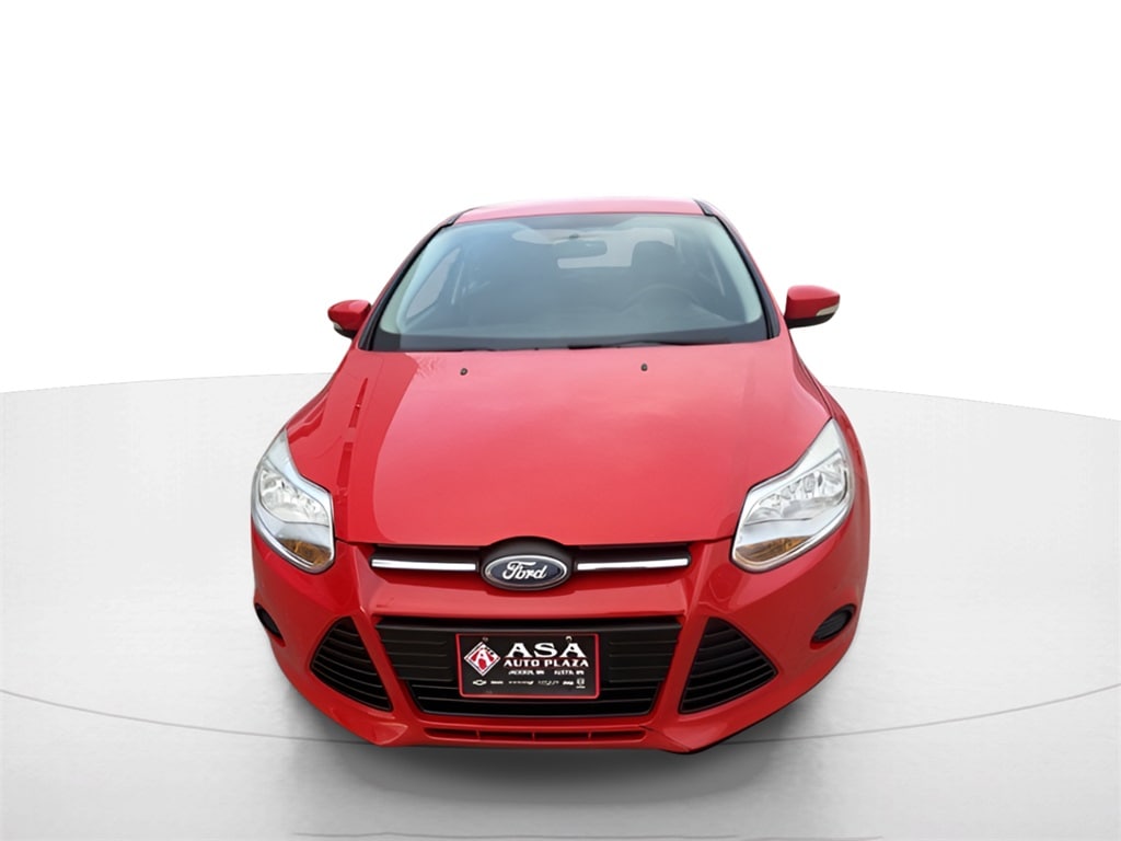 Used 2014 Ford Focus SE with VIN 1FADP3F21EL127892 for sale in Jackson, Minnesota