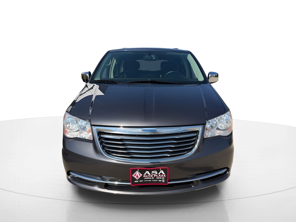Used 2016 Chrysler Town & Country Limited with VIN 2C4RC1JG5GR129755 for sale in Jackson, Minnesota