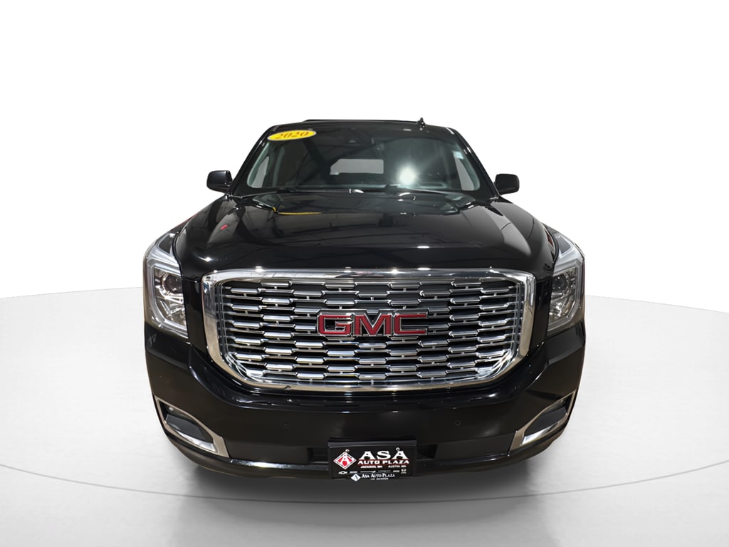 Used 2020 GMC Yukon XL Denali with VIN 1GKS2HKJ0LR230262 for sale in Jackson, Minnesota