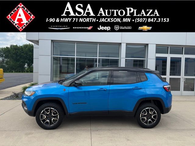 2025 Jeep Compass Trailhawk 4X4's photo