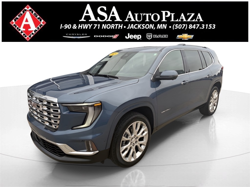 2025 GMC Acadia Denali's photo