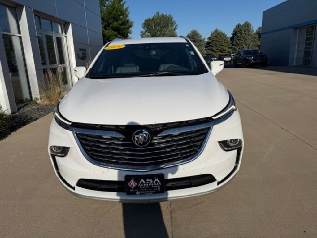 Used 2024 Buick Enclave Essence SUV