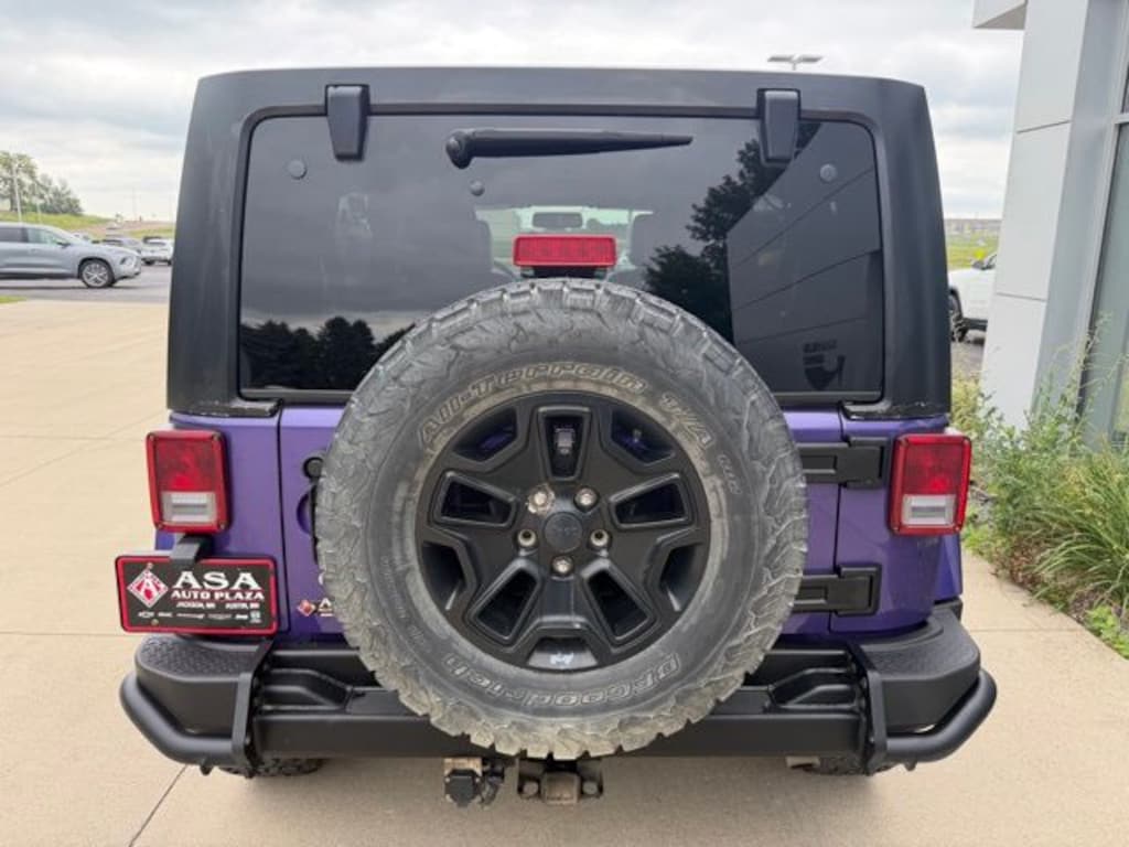 Used 2016 Jeep Wrangler JK Unlimited Sahara 4x4 SUV