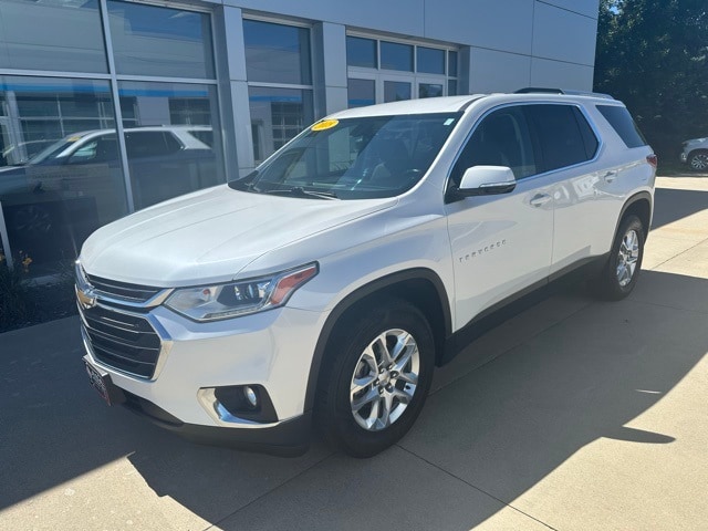 Used 2018 Chevrolet Traverse 1LT with VIN 1GNEVGKW3JJ115079 for sale in Jackson, Minnesota